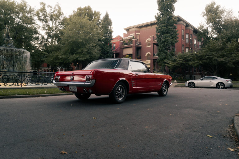 1966 Ford Mustang photo 8
