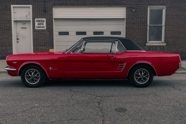 1966 Ford Mustang photo 27