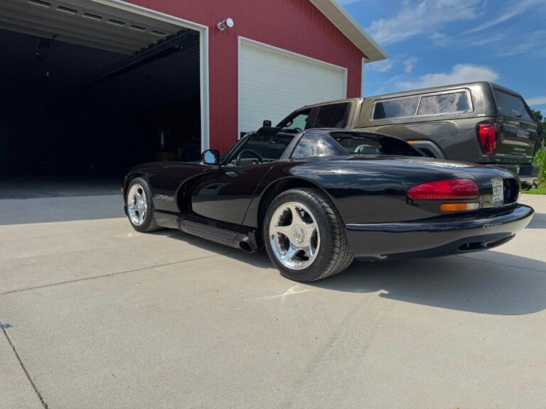 1994 Dodge Viper RT 10 Convertible photo 5