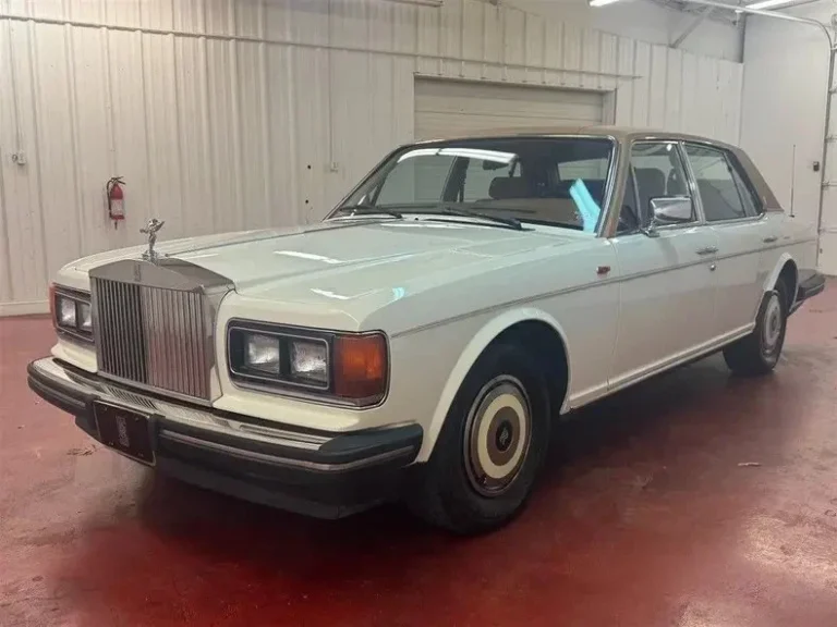 1989 Rolls Royce Silver Spirit photo 3