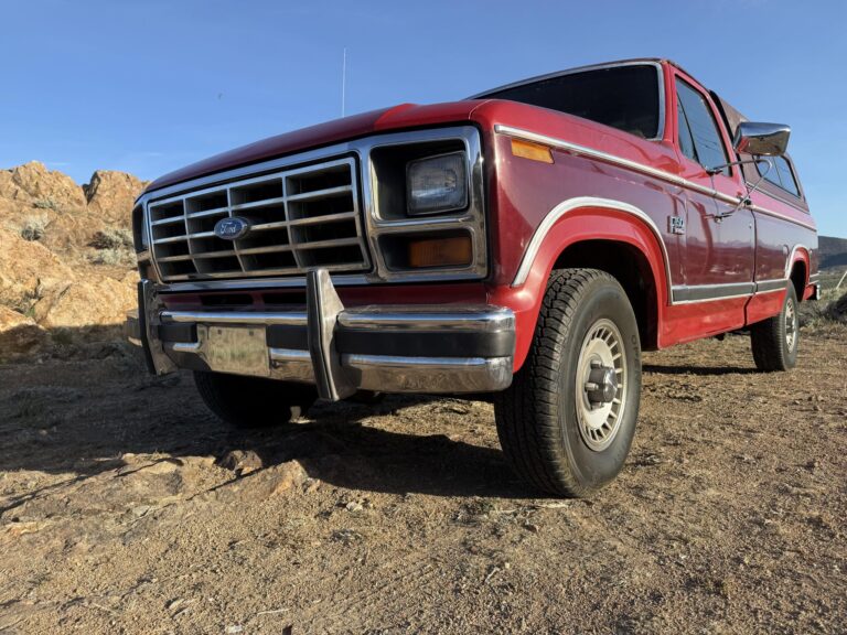 1983 Ford F-150 photo 4