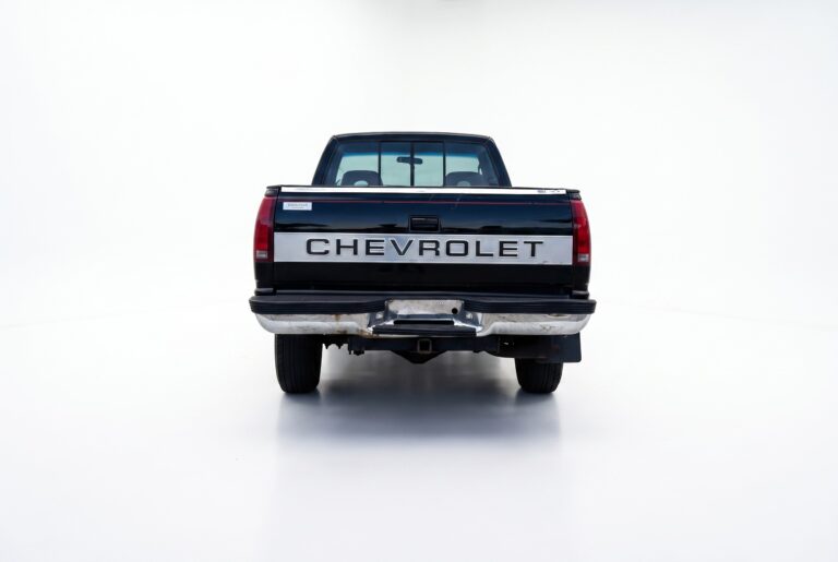 1993 Chevrolet Silverado K2500 4×4 photo 6