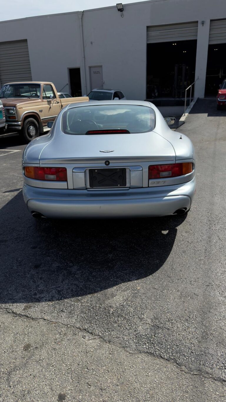 1997 Aston Martin DB7 photo 9