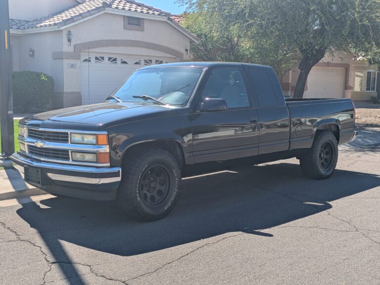 1998 Chevrolet C1500 Silverado photo 3