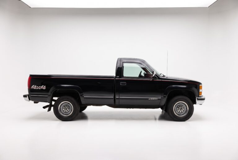 1993 Chevrolet Silverado K2500 4×4 photo 8