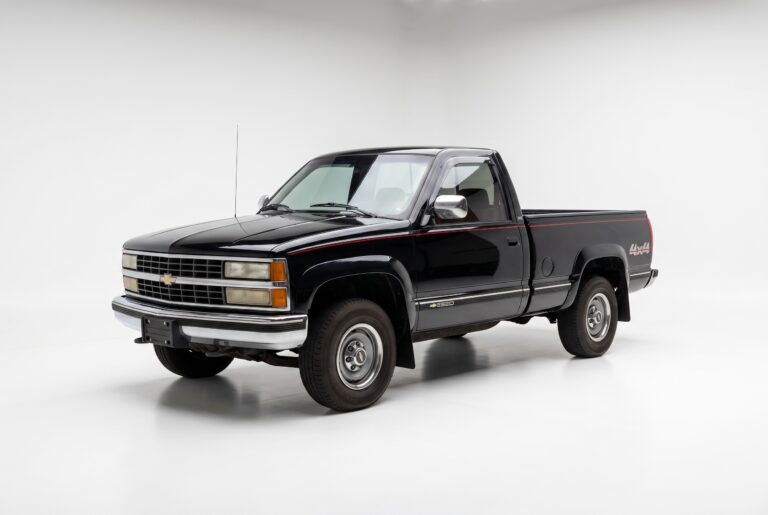 1993 Chevrolet Silverado K2500 4×4 photo 9