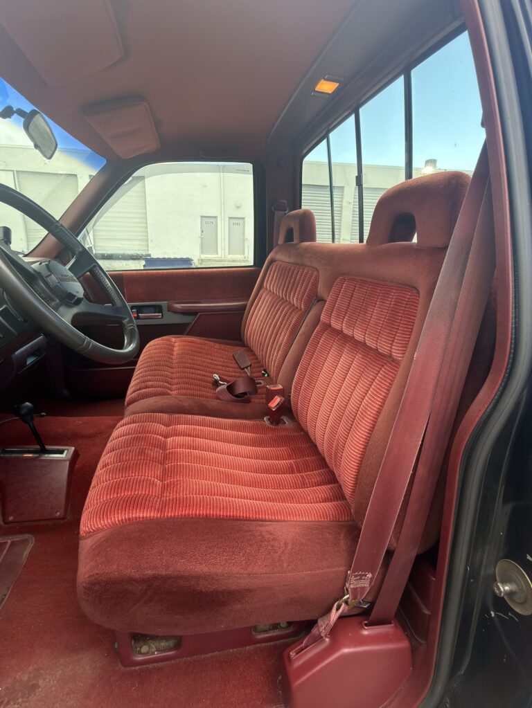 1993 Chevrolet Silverado K2500 4×4 photo 11