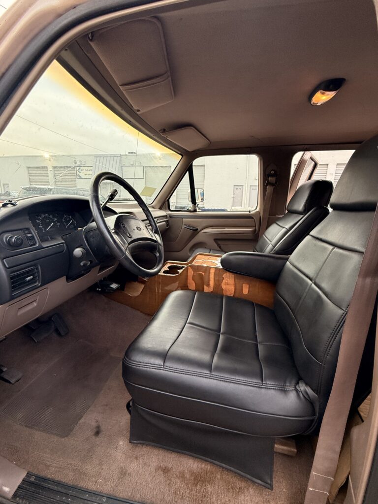 1997 Ford F-350 XLT 7.3L PowerStroke photo 12