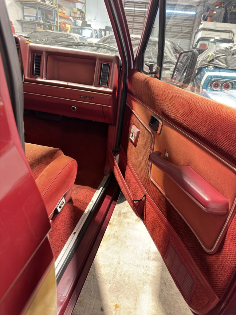 1988 Ford Bronco II 4×4 photo 14