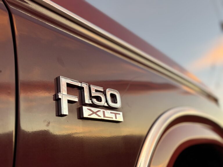 1983 Ford F-150 photo 14