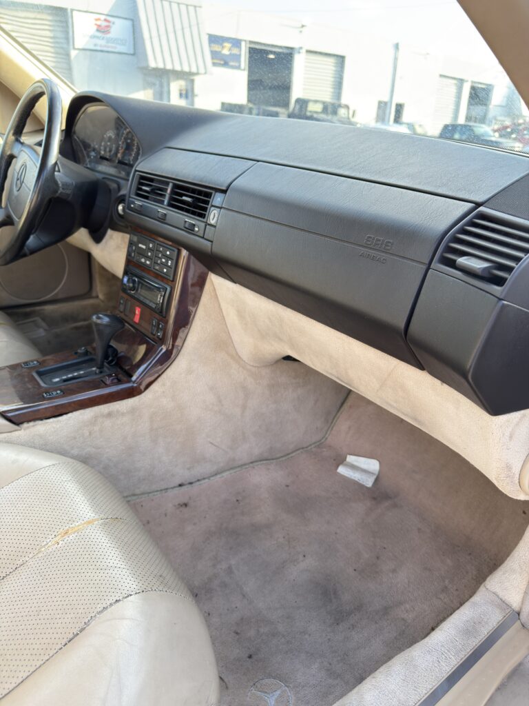 1993 Mercedes-Benz 500SL photo 13