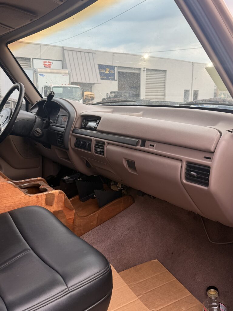 1997 Ford F-350 XLT 7.3L PowerStroke photo 15
