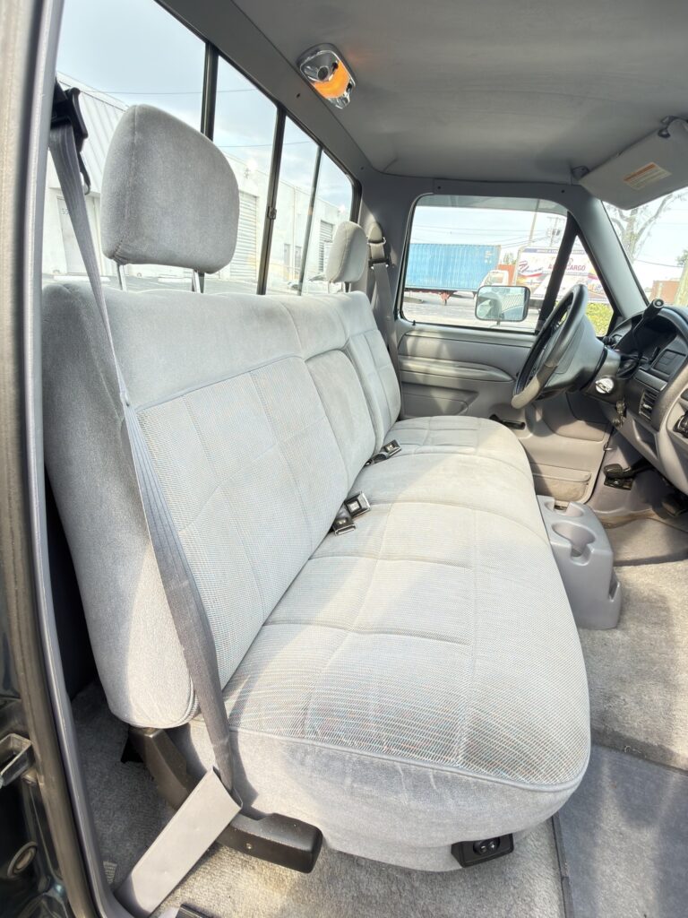1994 Ford F-150 photo 15