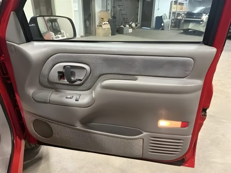 1997 Chevrolet K1500 4×4 photo 17