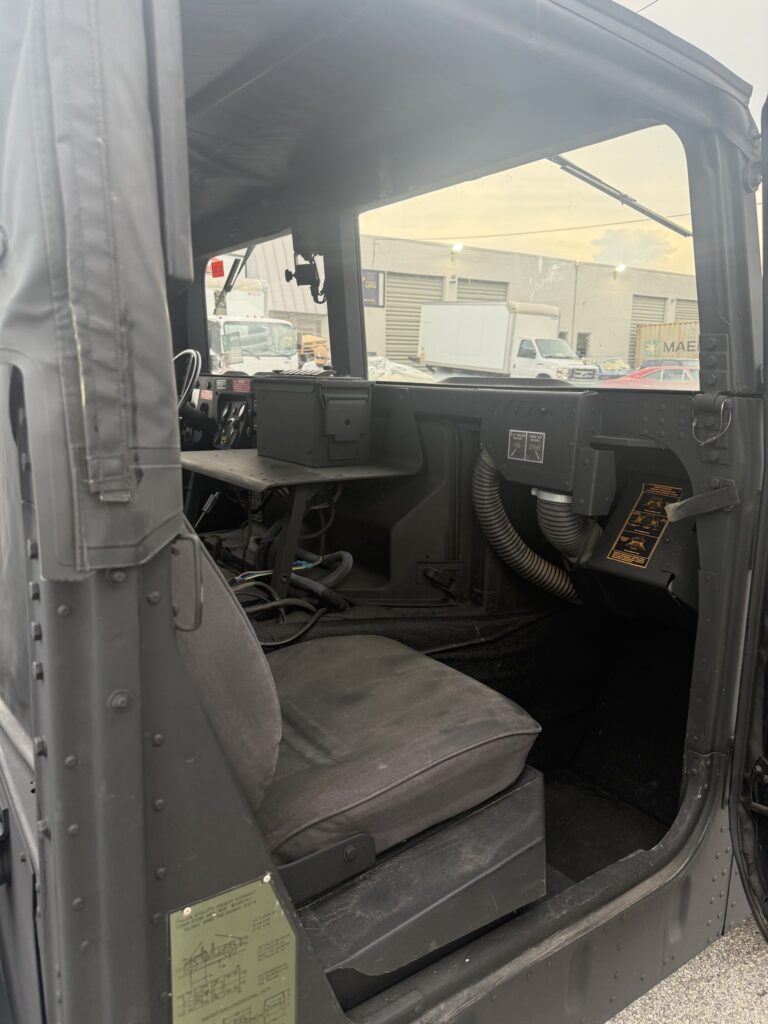 1987 AM General M1038 HMMWV photo 21