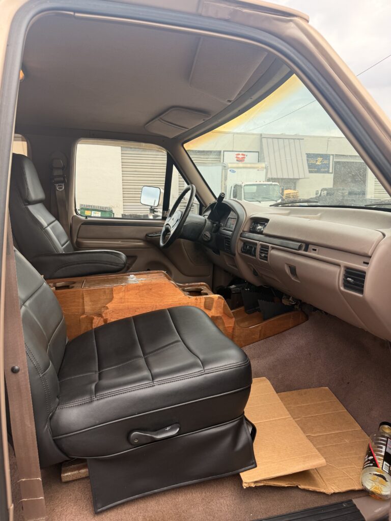1997 Ford F-350 XLT 7.3L PowerStroke photo 18