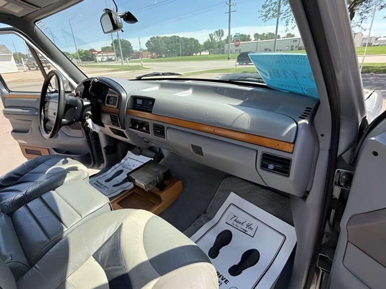 1995 Ford F-150 XLT Ext Cab 4×4 photo 21