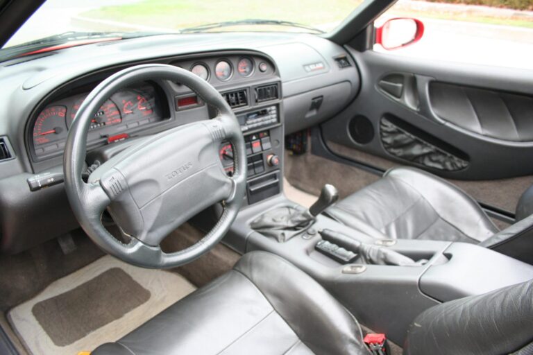 1991 Lotus Elan SE photo 20