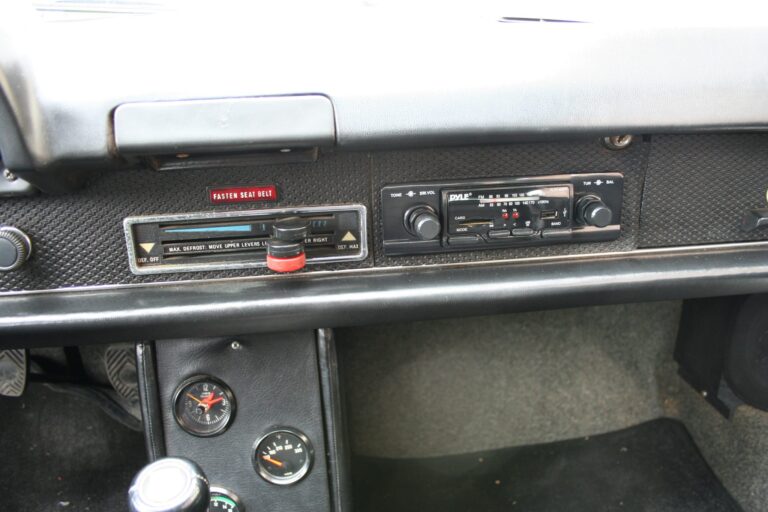 1973 Porsche 914 photo 24