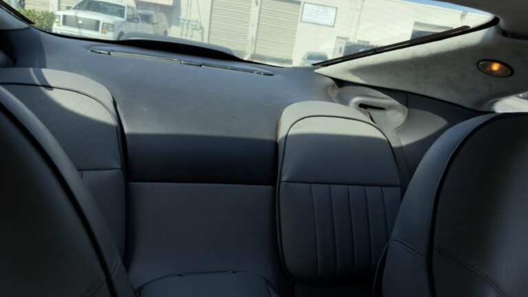 1997 Aston Martin DB7 photo 29
