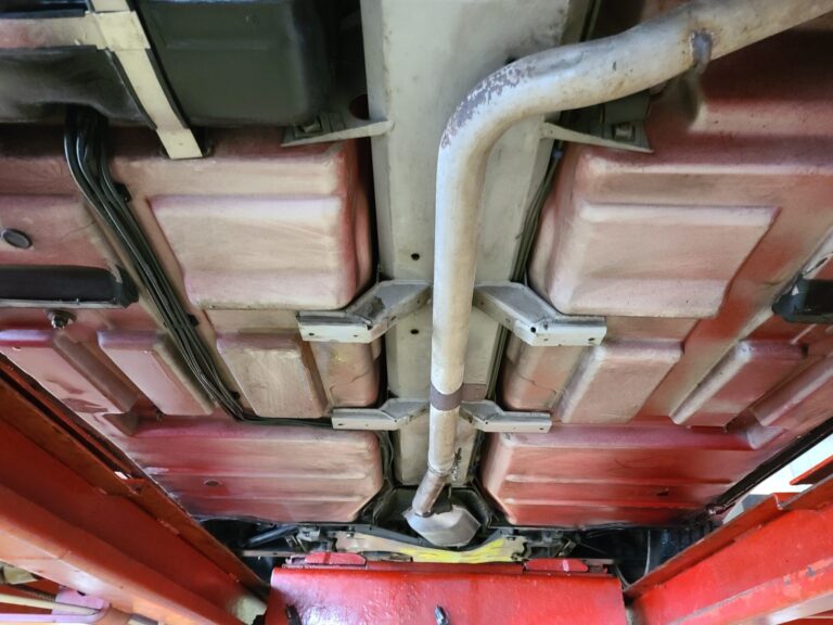 1991 Lotus Elan SE photo 30