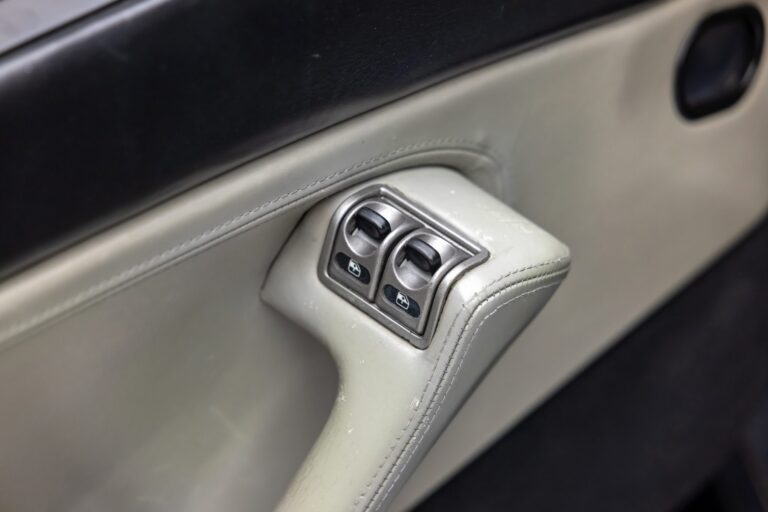 1995 Ferrari 456 GT photo 30