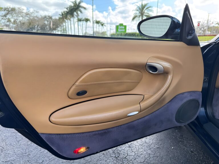 1999 Porsche 911 Carrera Coupe photo 33