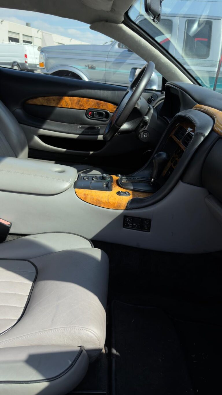 1997 Aston Martin DB7 photo 38