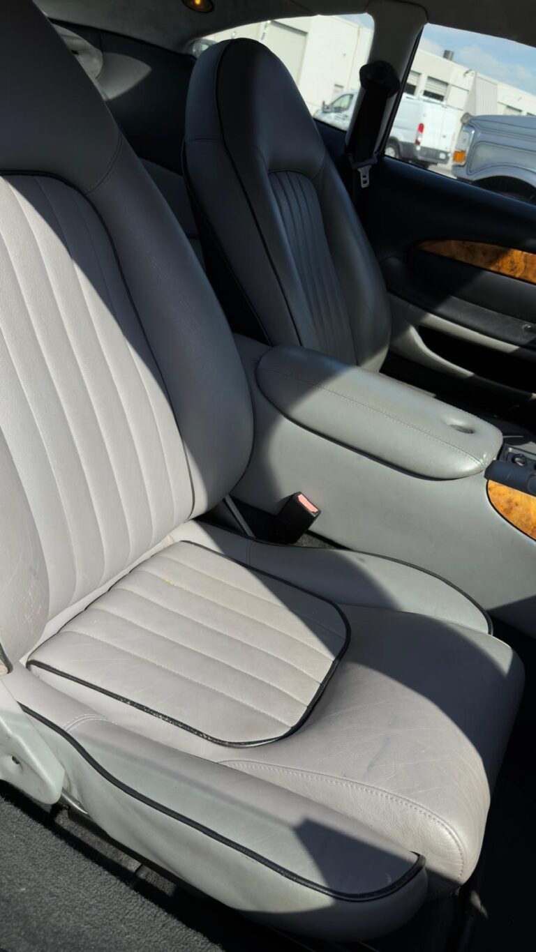1997 Aston Martin DB7 photo 41