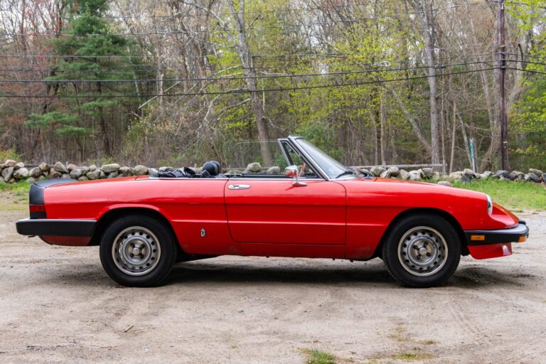 1985 Alfa Romeo Spider Graduate photo 27