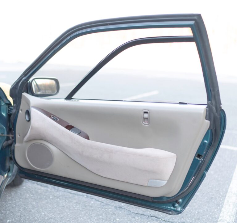 1996 Subaru SVX LSi photo 163