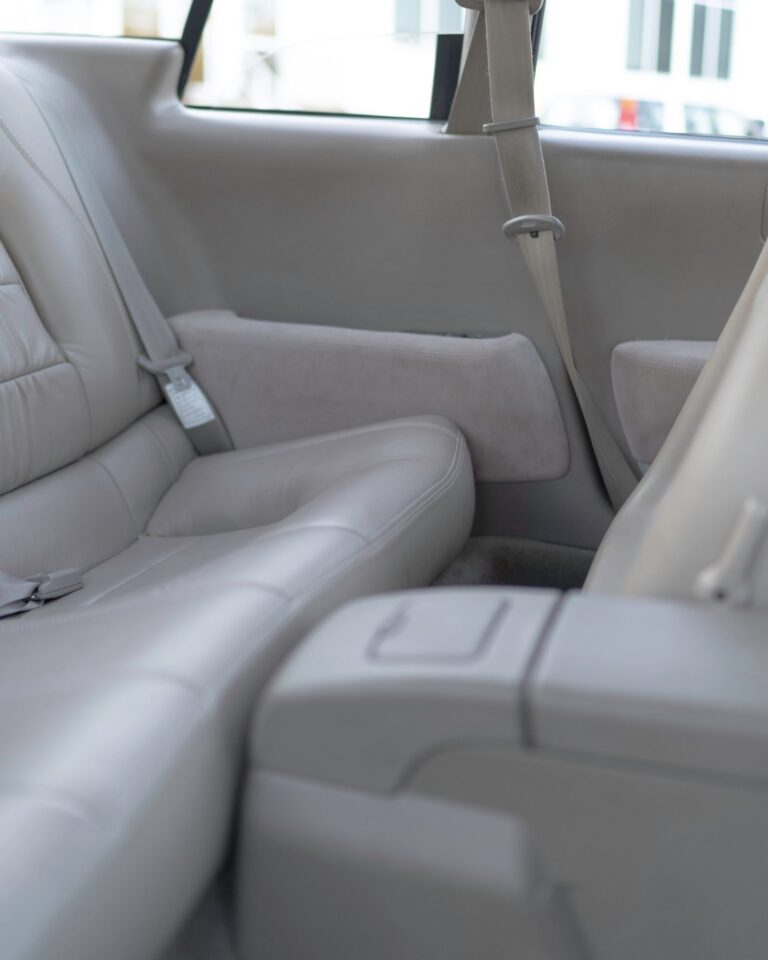 1996 Subaru SVX LSi photo 161
