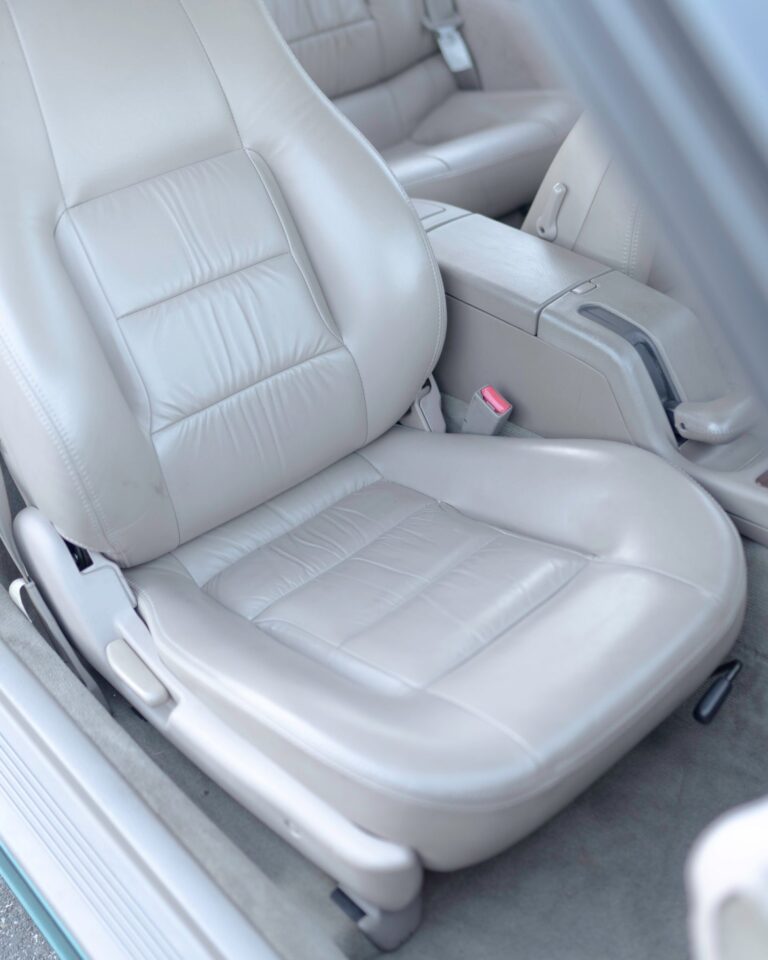 1996 Subaru SVX LSi photo 159