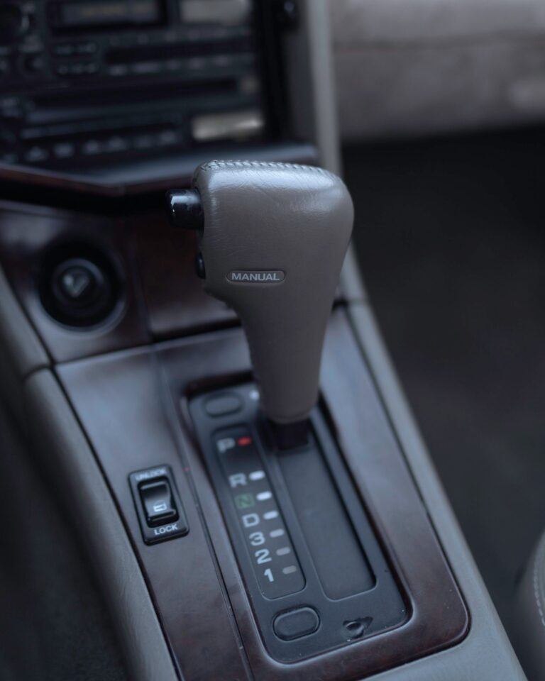 1996 Subaru SVX LSi photo 149