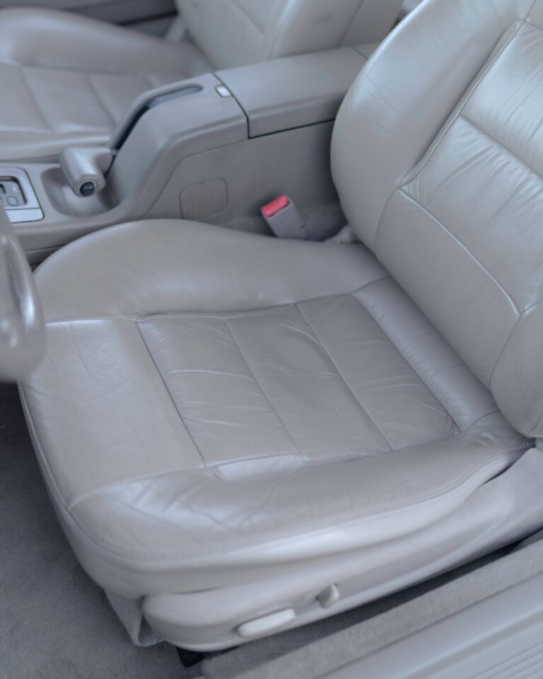 1996 Subaru SVX LSi photo 126