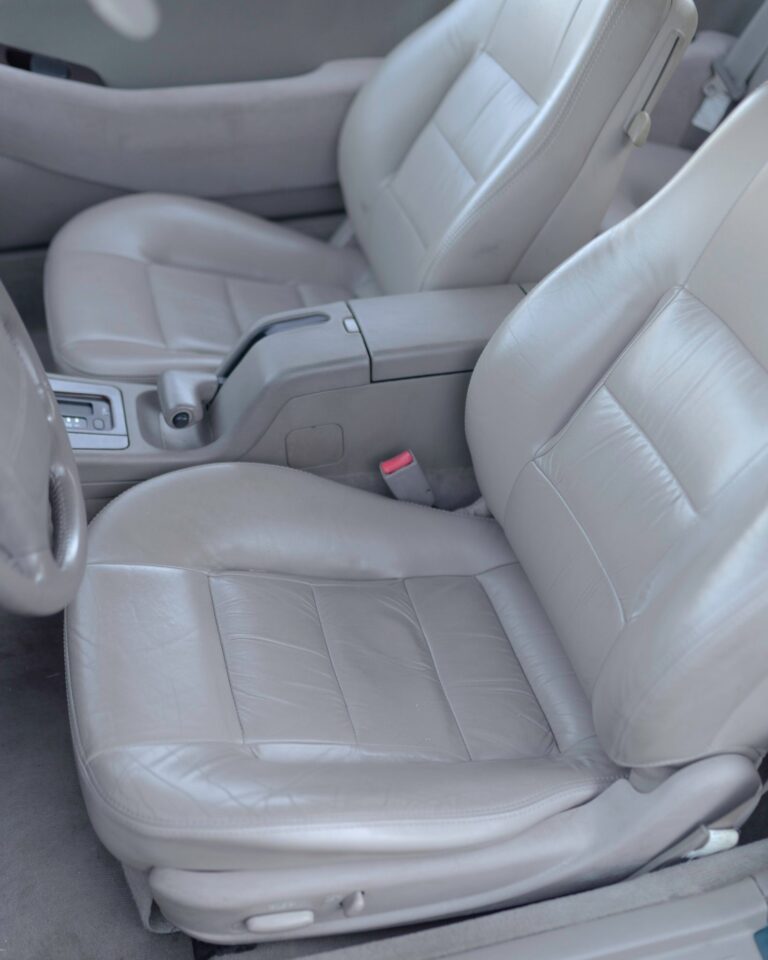 1996 Subaru SVX LSi photo 122