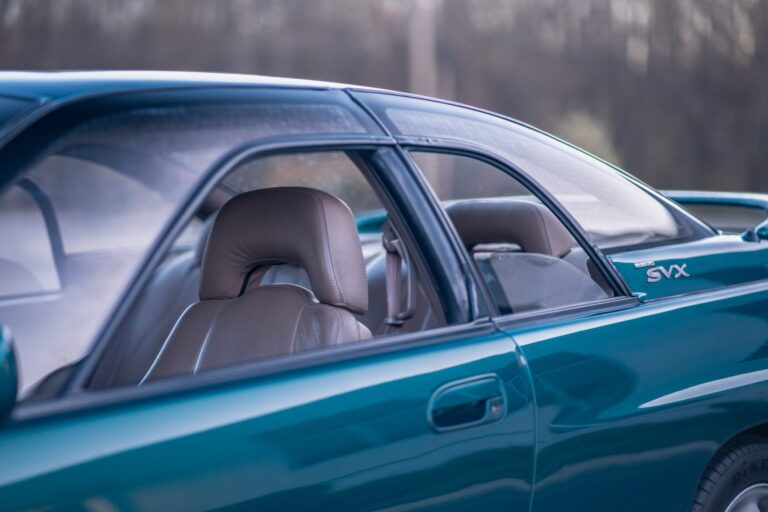 1996 Subaru SVX LSi photo 109