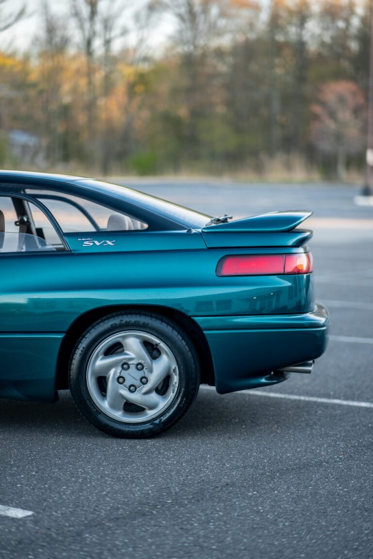 1996 Subaru SVX LSi photo 102