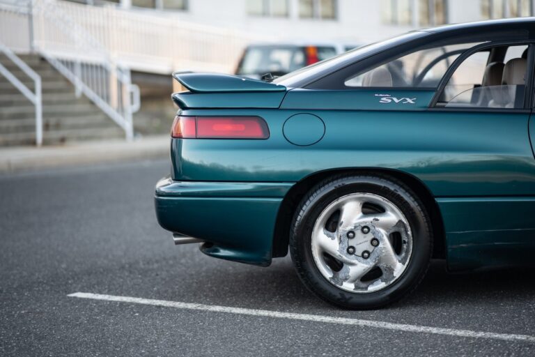 1996 Subaru SVX LSi photo 99