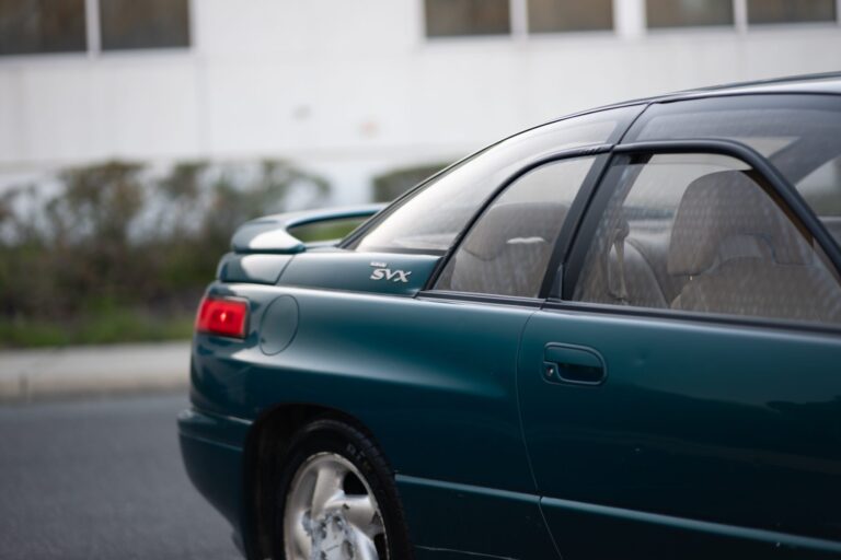 1996 Subaru SVX LSi photo 96