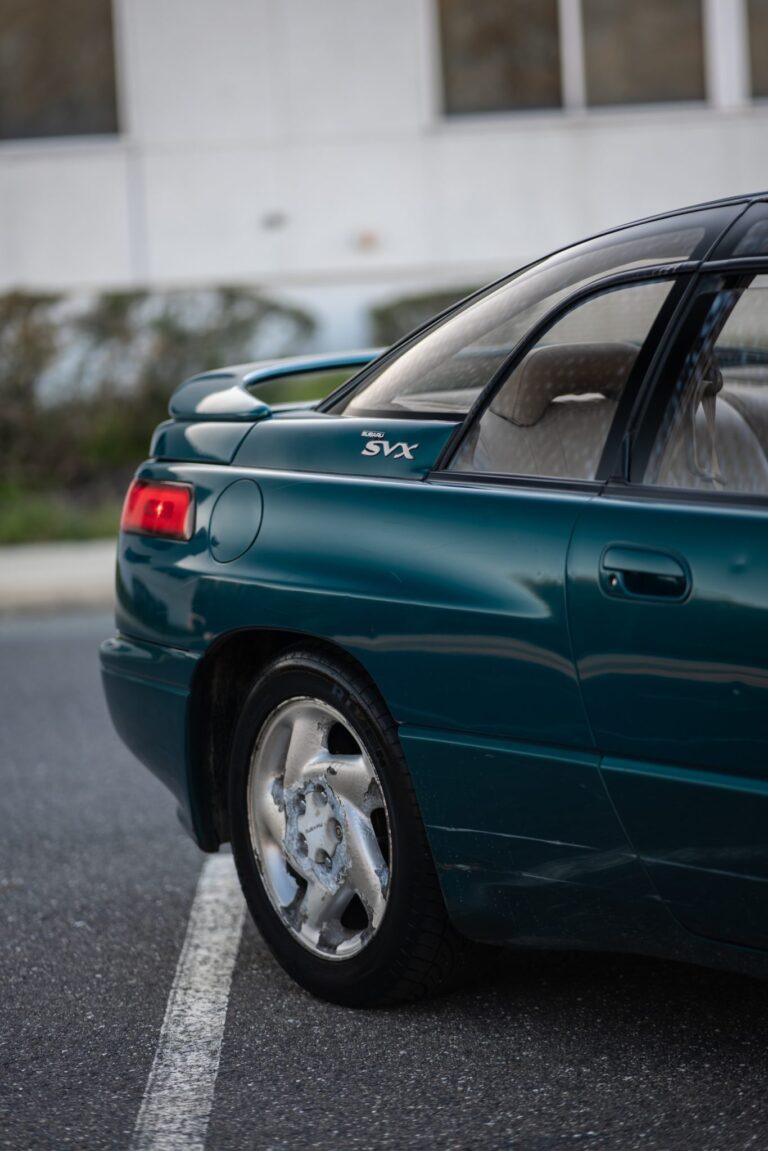 1996 Subaru SVX LSi photo 94