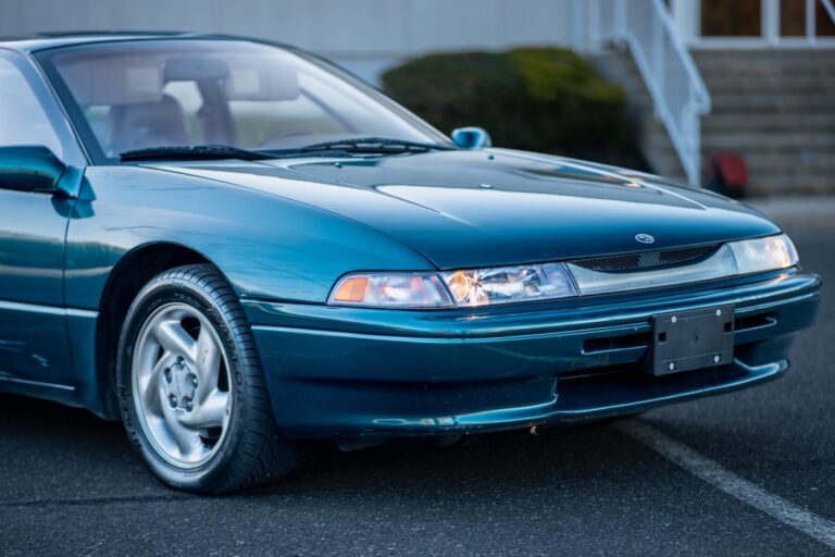 1996 Subaru SVX LSi photo 78