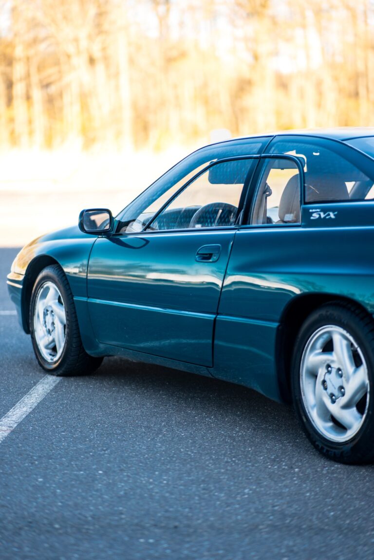 1996 Subaru SVX LSi photo 52