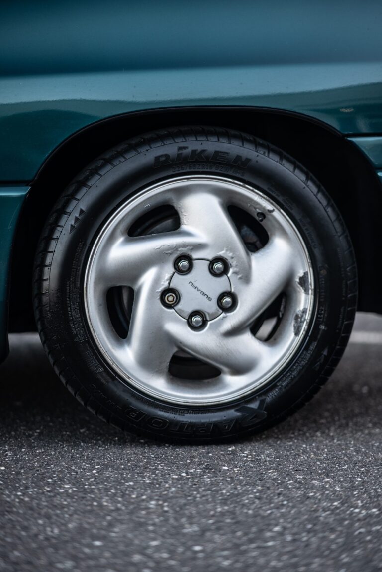 1996 Subaru SVX LSi photo 49