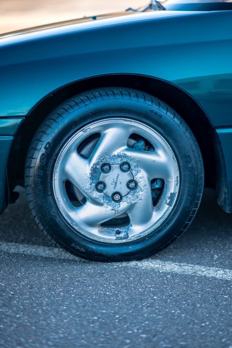 1996 Subaru SVX LSi photo 48