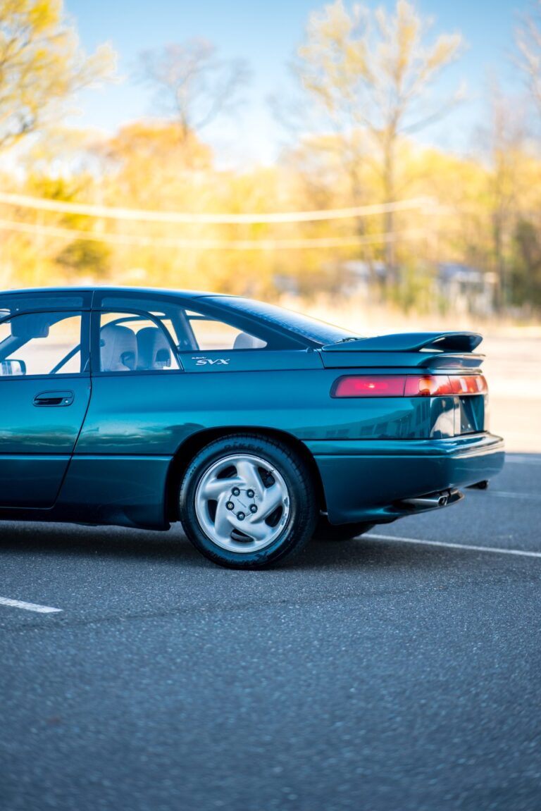 1996 Subaru SVX LSi photo 45