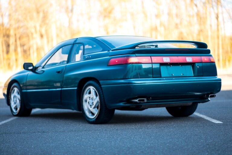 1996 Subaru SVX LSi photo 42