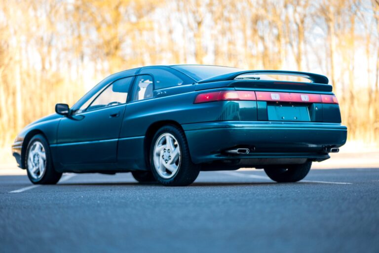 1996 Subaru SVX LSi photo 41