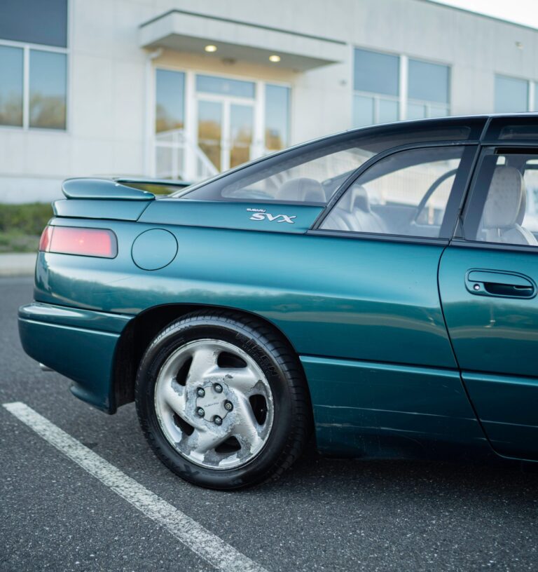 1996 Subaru SVX LSi photo 36