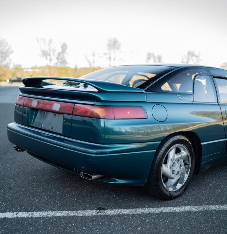1996 Subaru SVX LSi photo 35